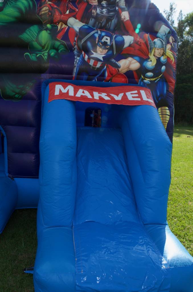 Slide on Marvel Superheroes jumping castle
