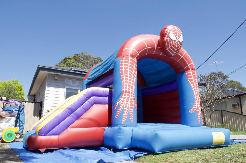 SpiderMan Jumping Castle and Slide - Wonderland Jumping ...
